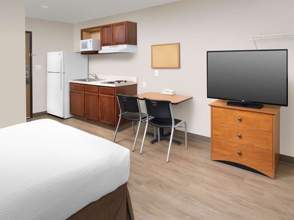 Woodspring Suites Huntsville/ Madison Room photo